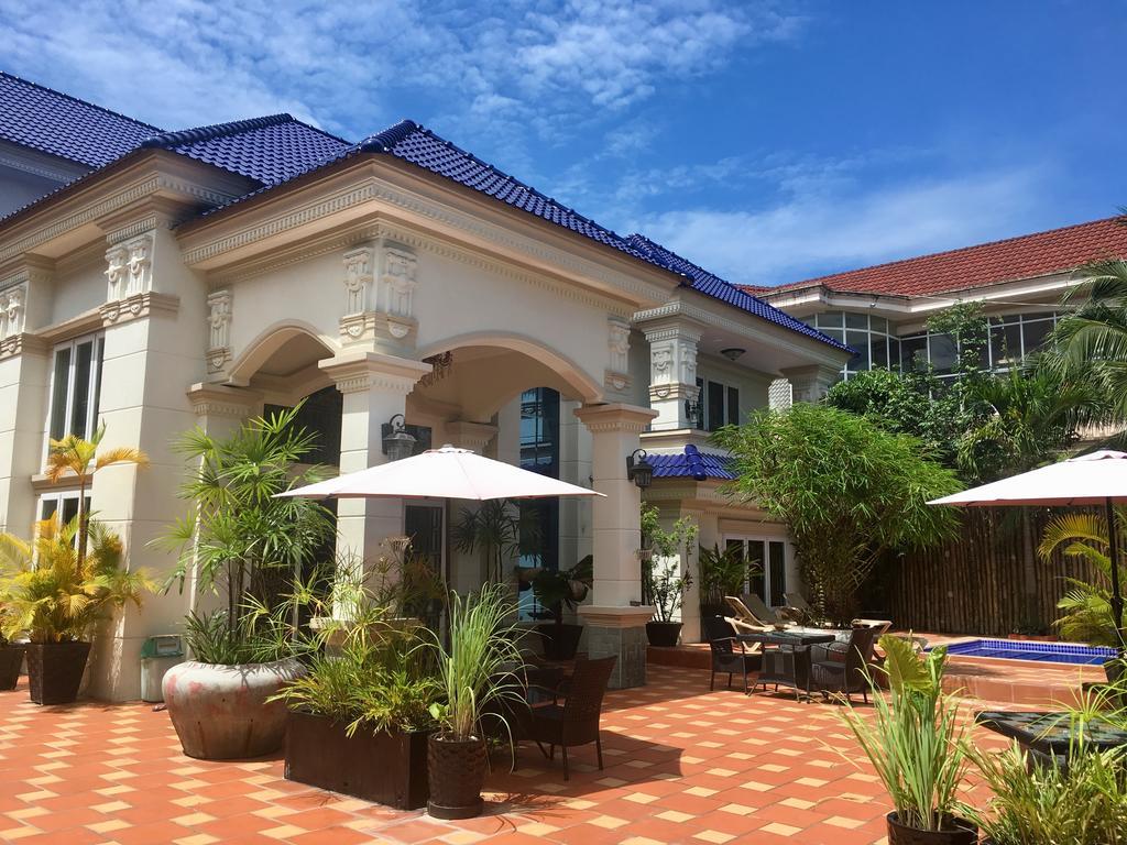 Villa D' Artagnan Hotel & Restaurant Sihanoukville Kültér fotó